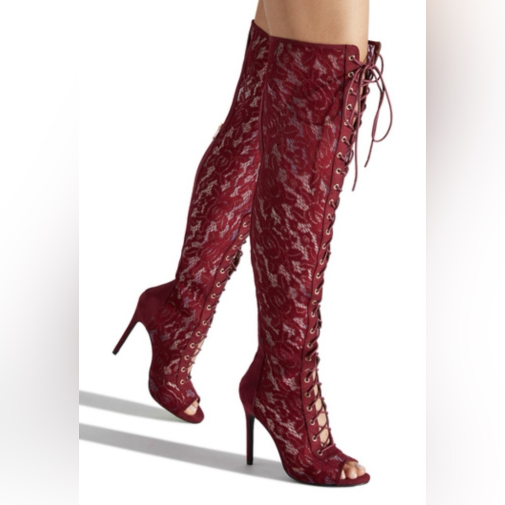 Elegant Burgundy Lace-Up Women's Boots